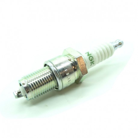 Spark plug - 2L engine