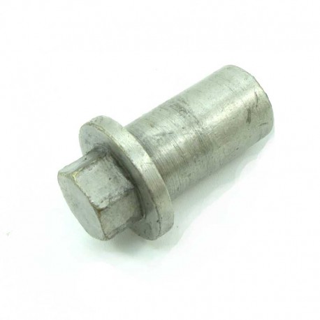 Special nut fixing top rocer cover - 1.6L & 2L engine