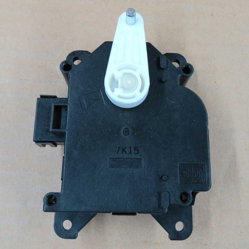 Motor cooling blower