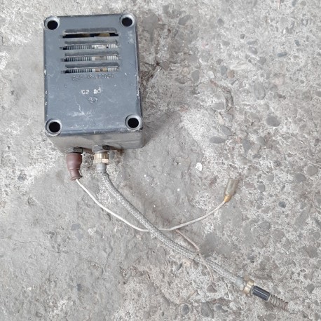 Filter unit with leads - used