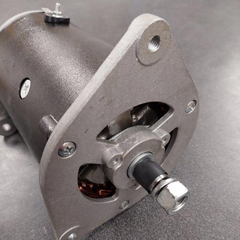 Dynamator C39/C40 - masse négative