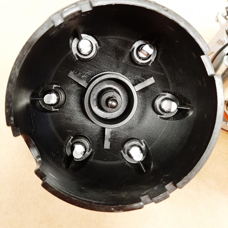 Distributeur 25D6 vis platinées - sorties verticales - masse négative