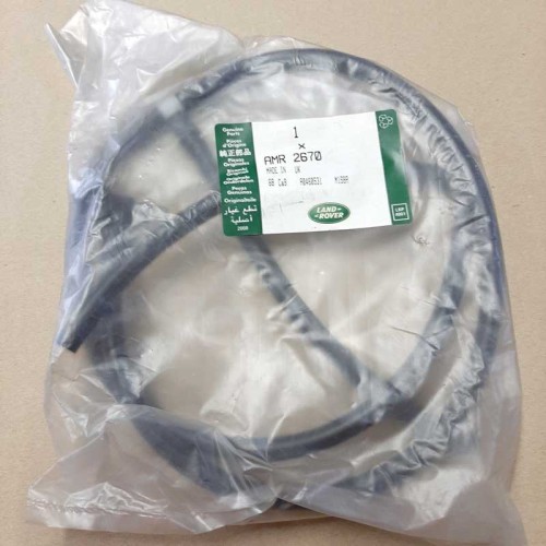 Windscreen washer hose & connector - P38