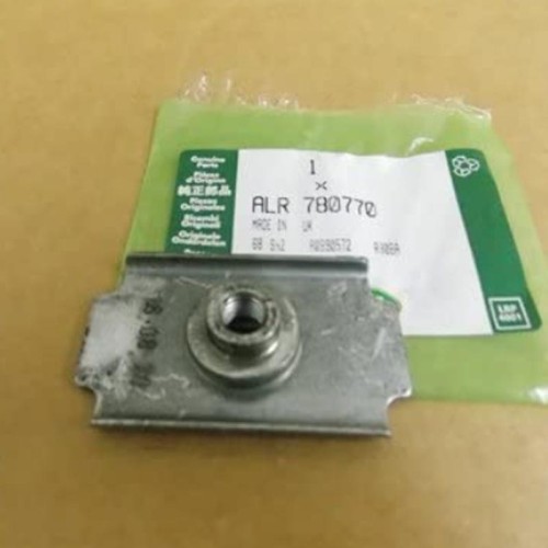 Reinforcement upper rear strut mounting