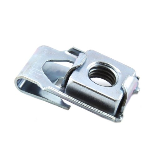 Captive nut hinge to bulkhead