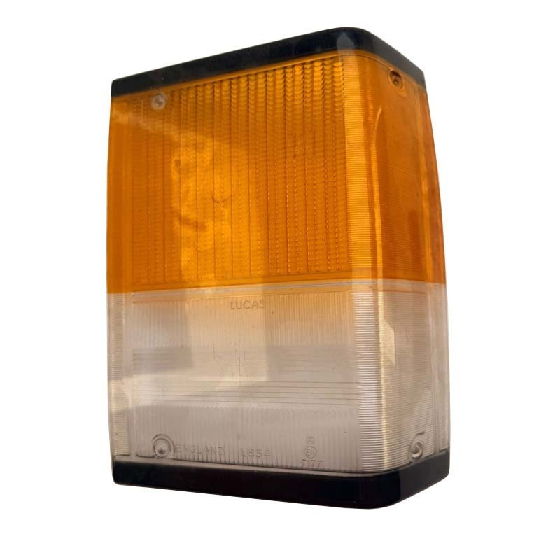 Faux-lentille avant gauche