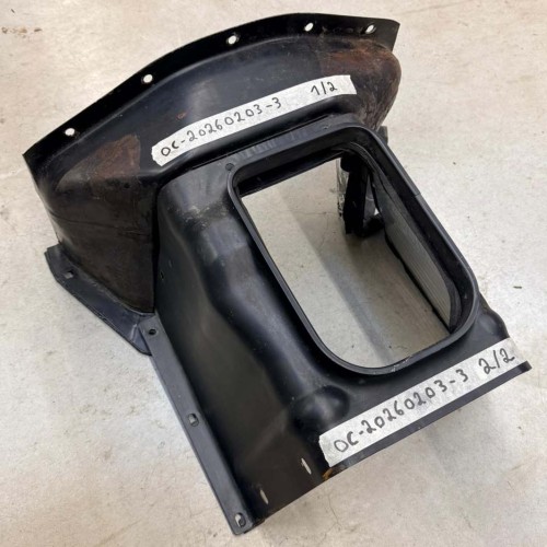 Defender gearbox LT77 gearbox tunnel cover & diaphragm - Used