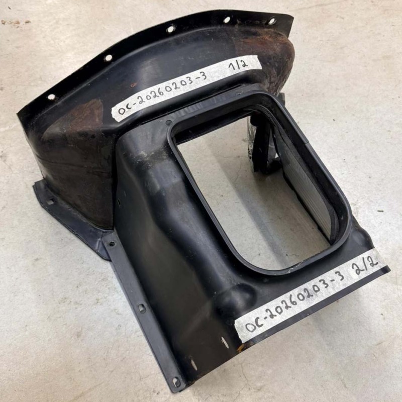 Defender gearbox LT77 gearbox tunnel cover & diaphragm - Used