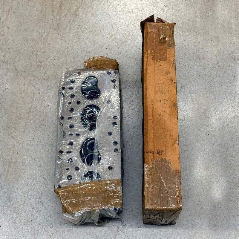 2.25L petrol cylinder head 8:1