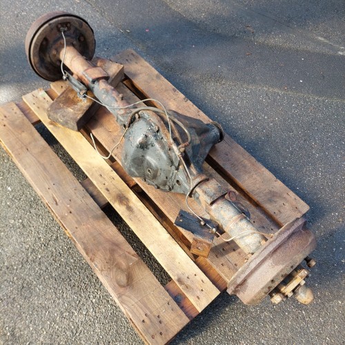 109" Salisbury rear axle – Used