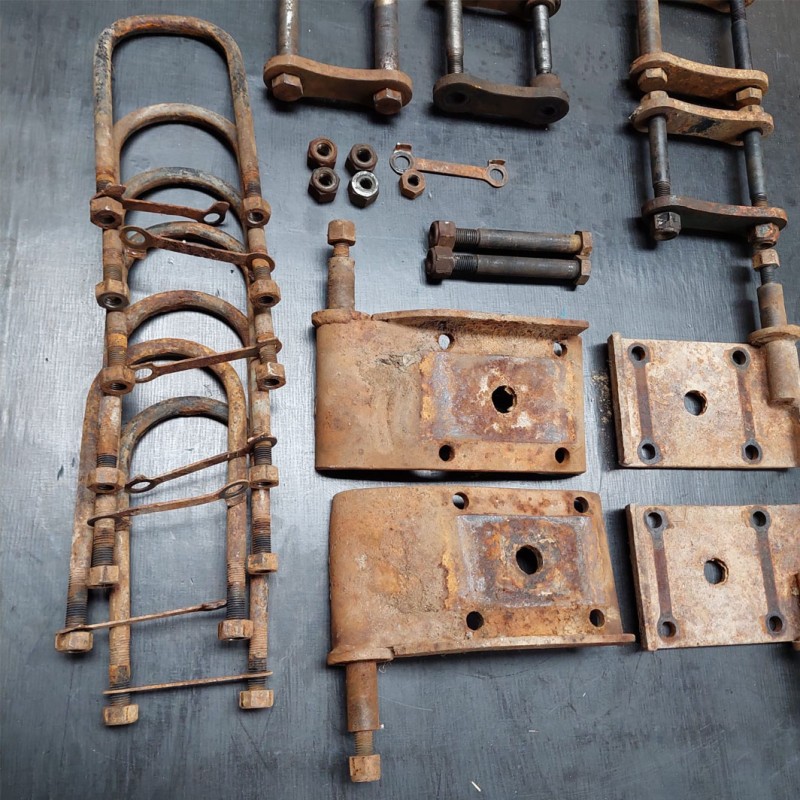 Ensemble fixation lames de ressort Serie 1 86/88" - Occasion