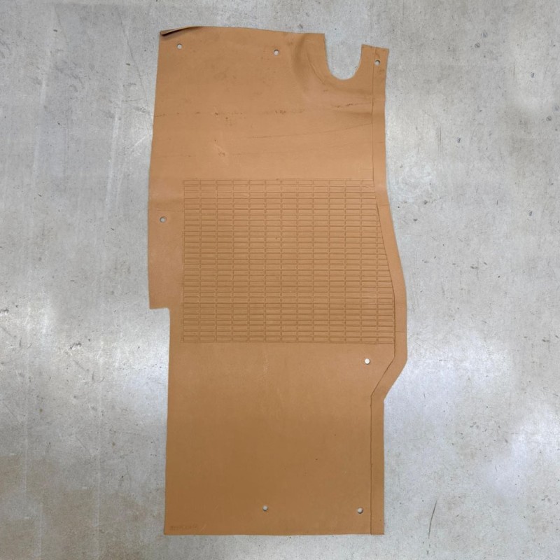 Front left floor mat for Range Classic 1970–83