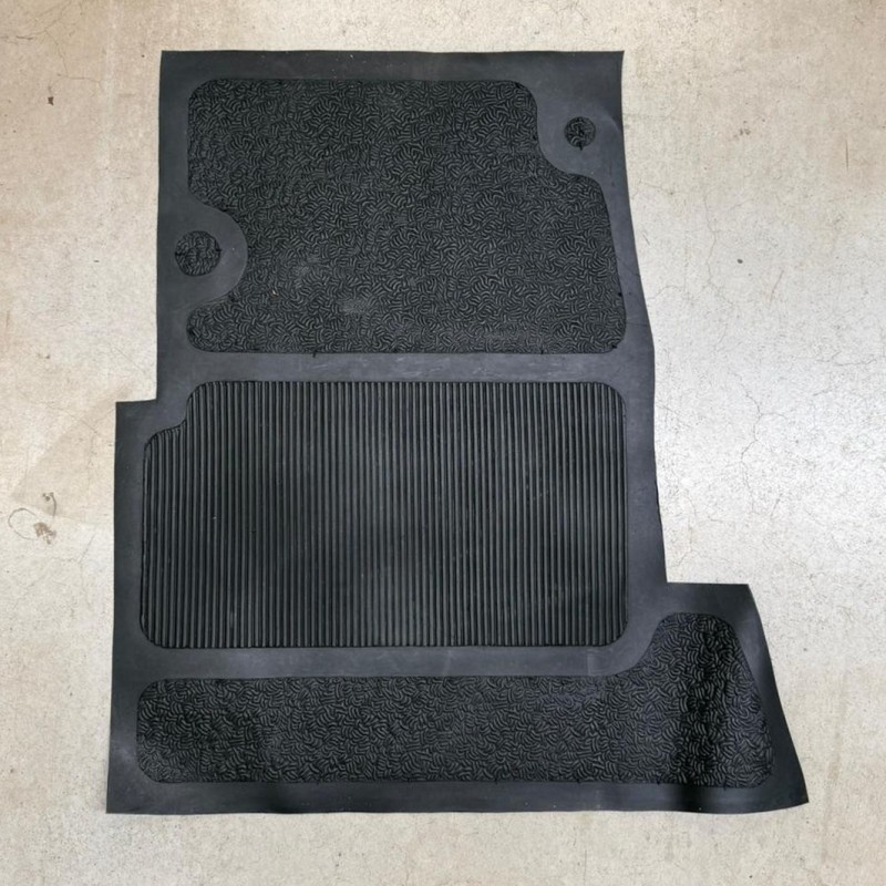 Floor mats – passenger – Series 2/3