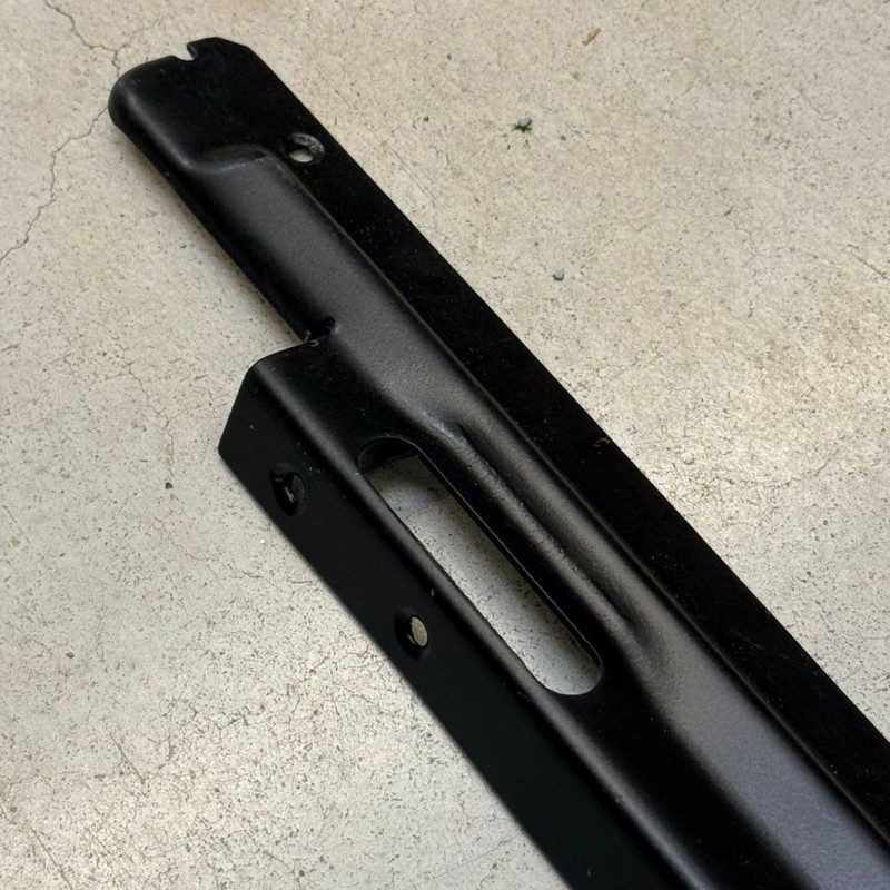 Barre supérieure retenue hayon RRC