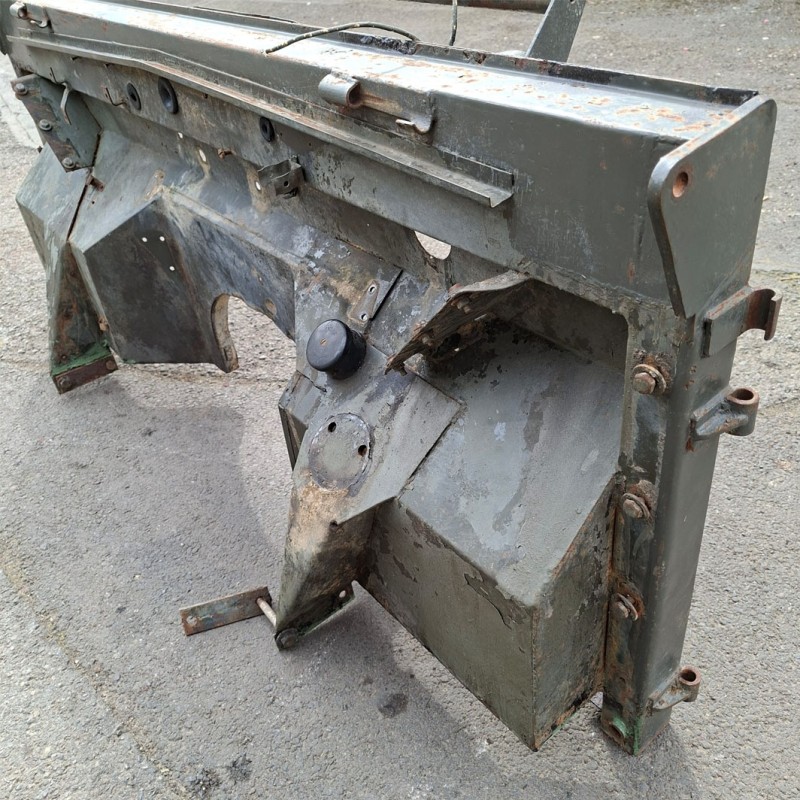 Minerva apron, 1952–53 – Second-hand