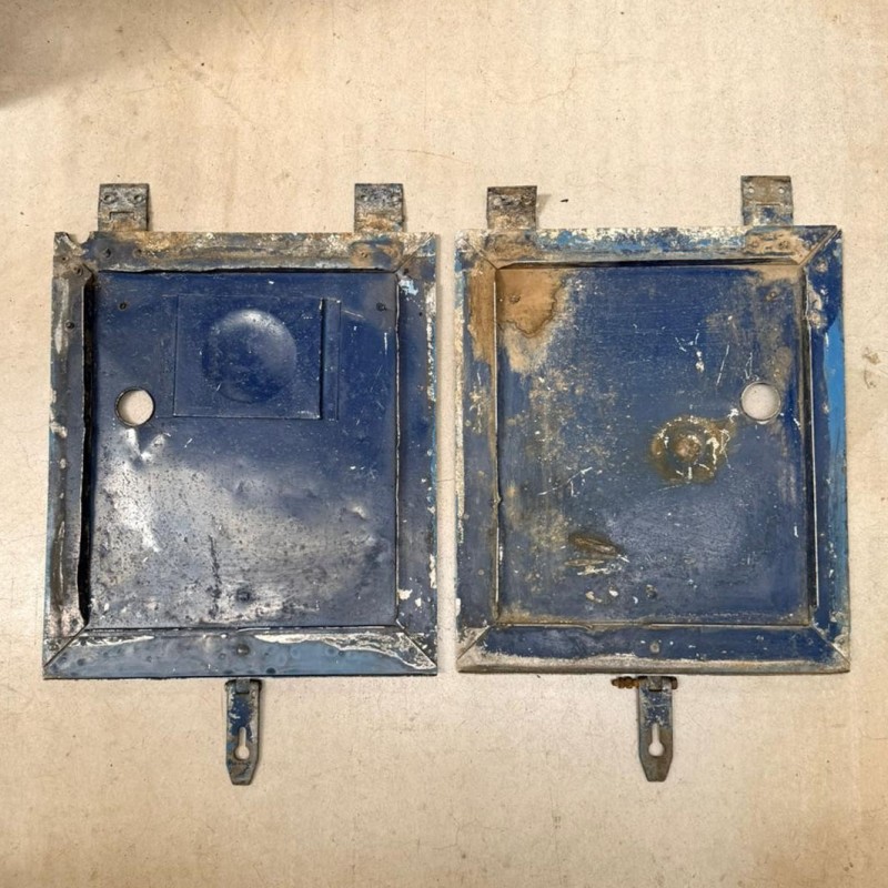 Pair of seats storage compartment lid Serie 1 80" – Used