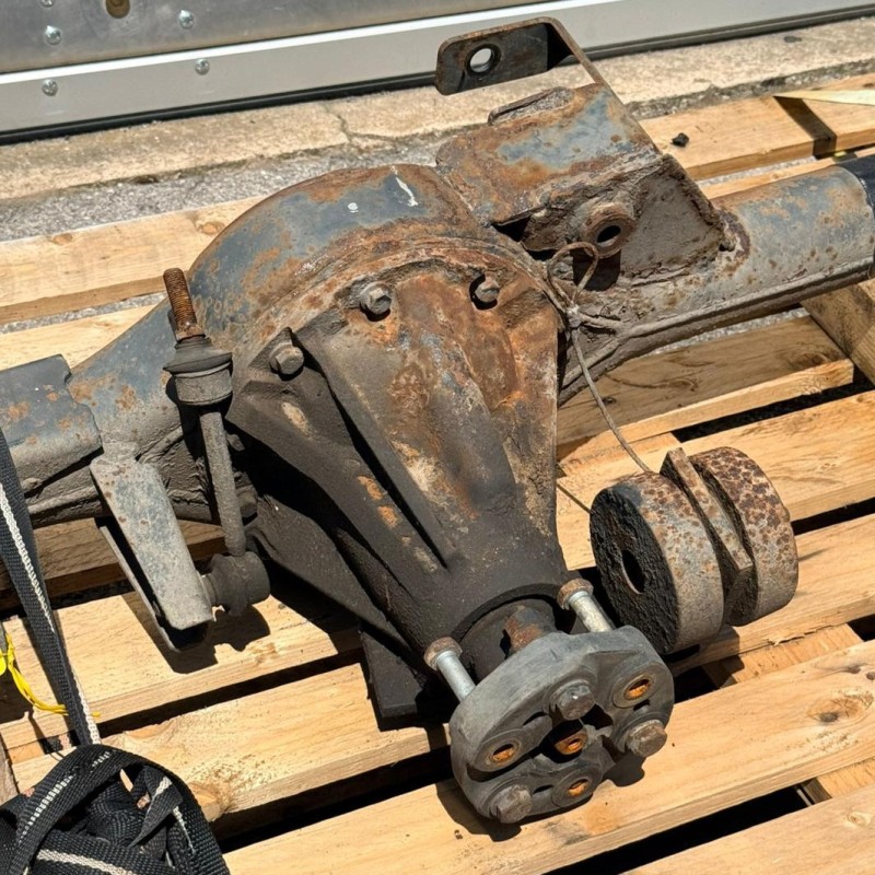 Discovery 2 rear axle, automatic transmission – Used
