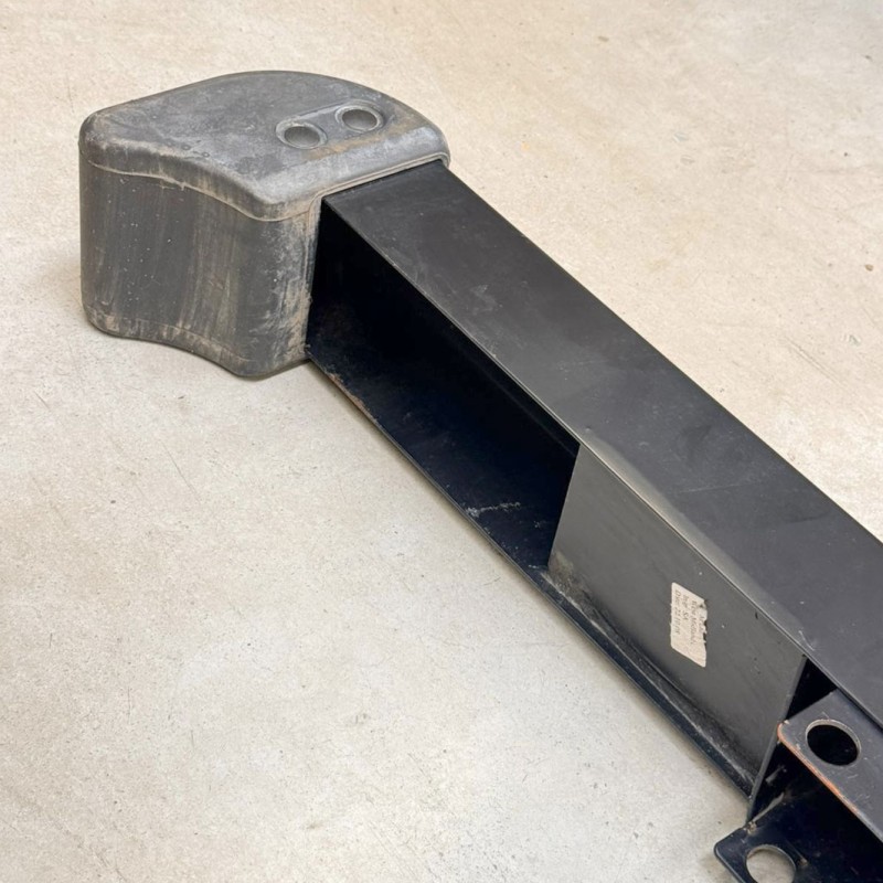 Front bumper Defender - with end cap - Used
