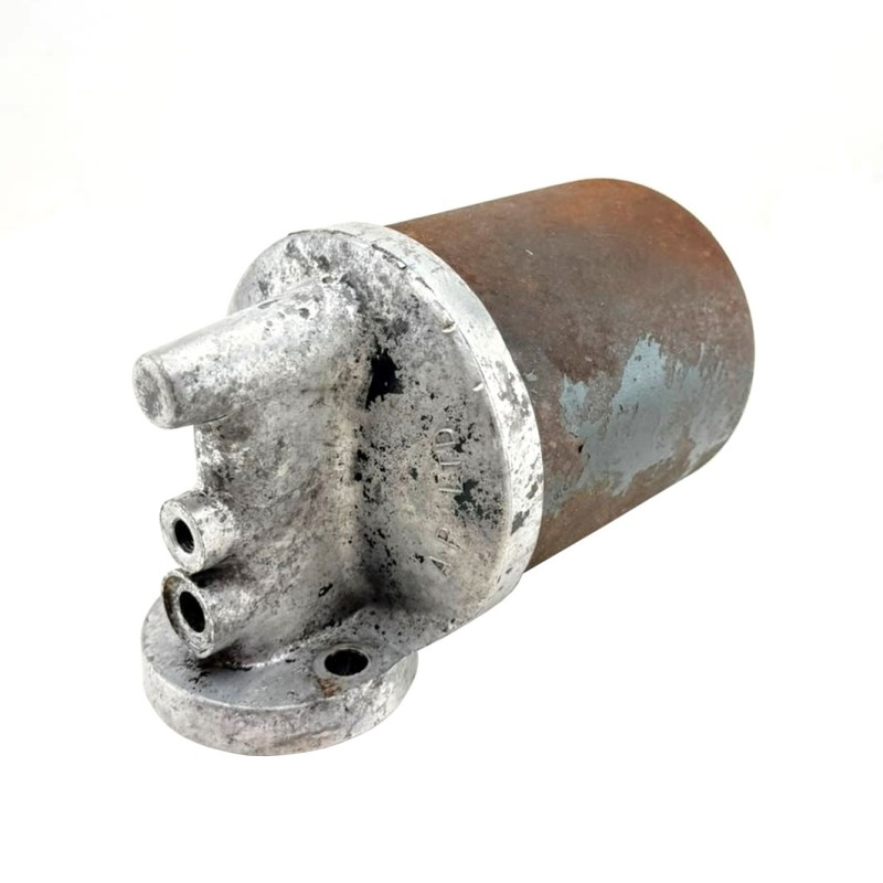 2.25L oil filter holder – Used
