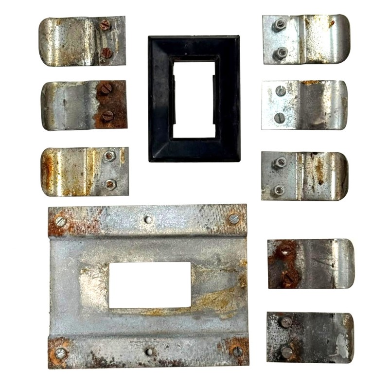 Various RRC door interior parts – Used