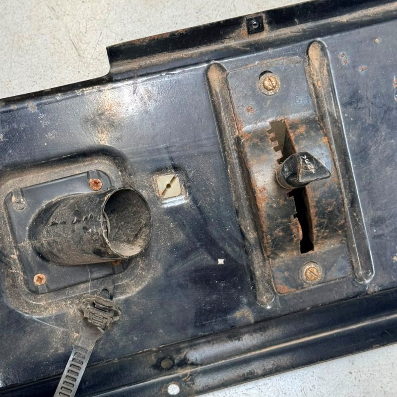 Dashboard panel for left-hand drive – Used