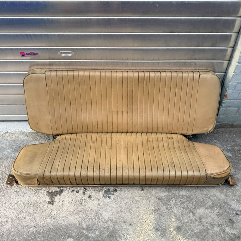 Complete rear seat bench RRC suffix – Used
