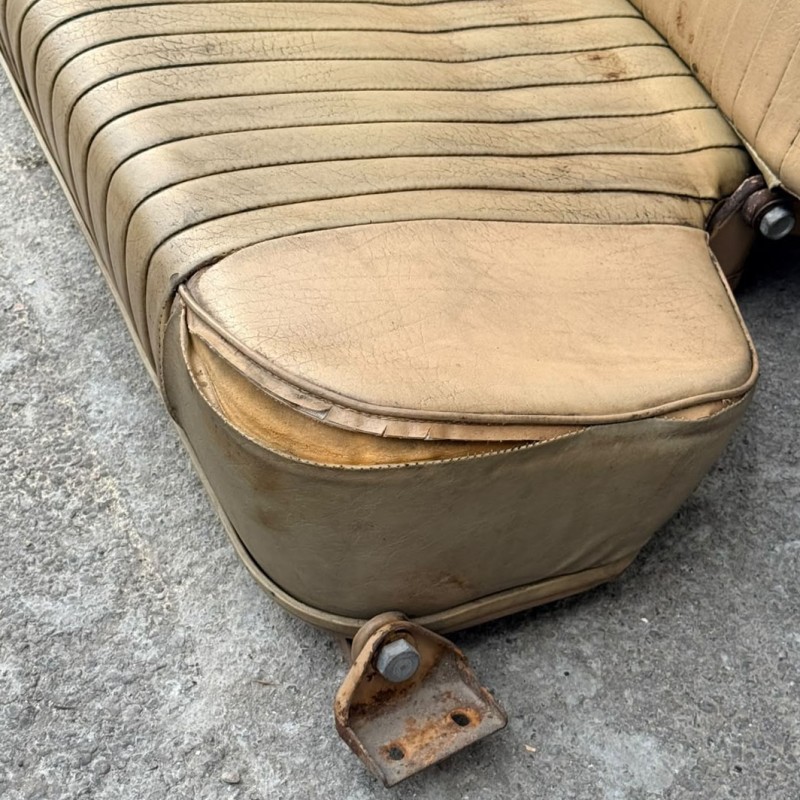 Complete rear seat bench RRC suffix – Used