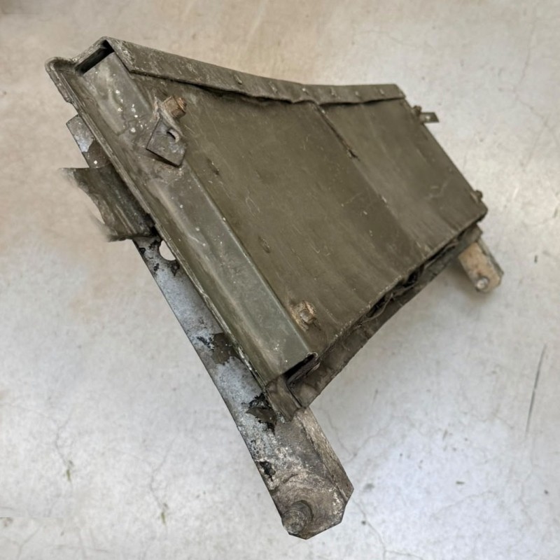 Rear side panel for Commando - Used