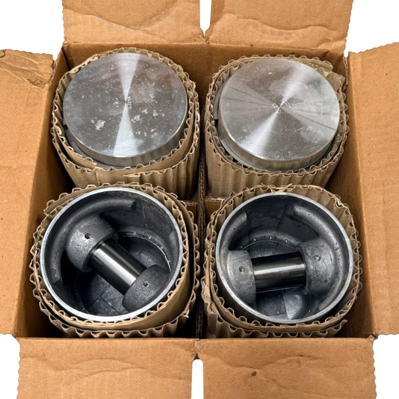 Set of 4 pistons and piston rings, 2.25L petrol – .020"
