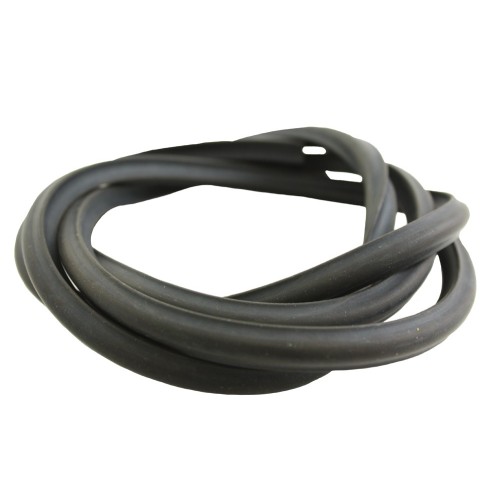 Windscreen filler strip up